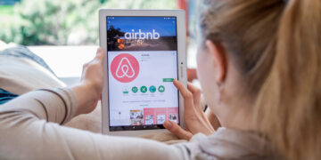 Alldaynews.gr Airbnb: Πώς να δηλώσετε τα εισοδήματα σας – Ποια είναι τα πρόστιμα