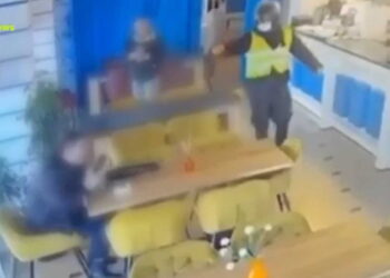 Alldaynews.gr Δολοφόνησαν εν ψυχρώ επιχειρηματία στην Αλβανία μέσα στο μαγαζί του – Σοκαριστικό βίντεο