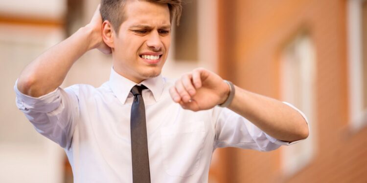 Alldaynews.gr Γιατί κάποιοι άνθρωποι αργούν σε όλα τα ραντεβού;