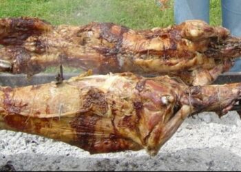 Αρνί στη σούβλα: Τα μυστικά του καλού ψήστη[video]