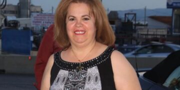 Έφη Θώδη: Είχα πολλές ζήλιες στις σχέσεις μου-Ένας που είχα κάποτε μου έσκισε το μπούστο από τα νεύρα του