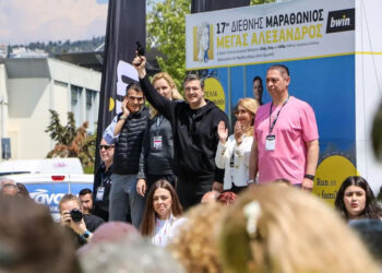 Alldaynews.gr Τραγικό Συμβάν: Διασωληνώθηκε δρομέας που έπαθε ανακοπή στον Μαραθώνιο Θεσσαλονίκης – Μάχη για τη ζωή του