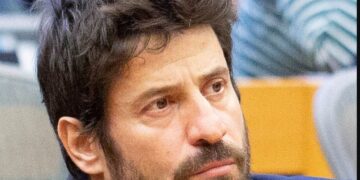 Alldaynews.gr ΕΚΤΑΚΤΟ: Καταγγελία εις βάρος του Αλέξη Γεωργούλη για σεξουαλική παρενόχληση-Εκτός ΣΥΡΙΖΑ ο Ευρωβουλευτής