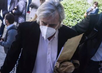 Στήριξη του Θάνου Πλεύρη στον Ανδρέα Ηλιάδη μετά τις αιχμές Κούγια για εμπόριο οργάνων