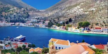 Καταγγελία από το Καστελλόριζο: 4χρονο αγοράκι χρειάστηκε να μεταβεί με τουρκικό σκάφος στην Τουρκία