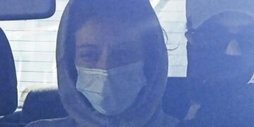 Alldaynews.gr Βιασμός 12χρονης στον Κολωνό: Στη φυλακή για ακόμη έξι μήνες παραμένει η μητέρα της