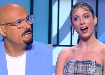 Έξαλλος ο Δημήτρης Σκουλός με την Ίριδα:  “Εσύ ετσι πας στην εκκλησία;”