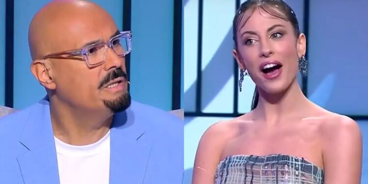 Alldaynews.gr Έξαλλος ο Δημήτρης Σκουλός με την Ίριδα: “Εσύ ετσι πας στην εκκλησία;”