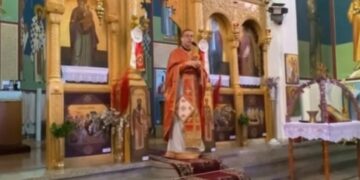 Alldaynews.gr Eξομολογητικό κήρυγμα ιερέα: «Είμαστε πελάτες στις ιεpόδουλες αλλά τις λιθοβολούμε» (video)