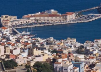 Θρίλερ Τώρα στην Σύρο: Εντοπίστηκε σορός παιδιού στο λιμάνι της Ερμούπολης[Δείτε Φωτογραφίες]