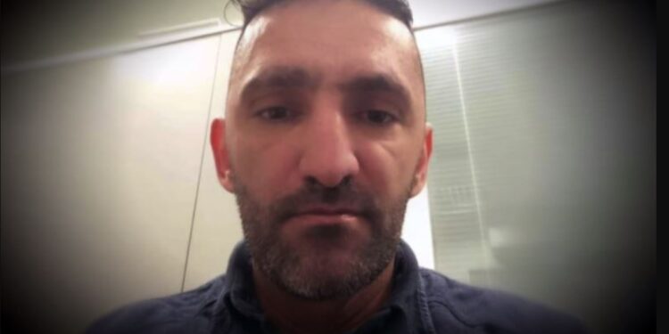 Alldaynews.gr Θρίλερ με τον Θοδωρή Καλφακάκο-Τον πρόδωσε η αγαπημένη του, του επιτέθηκε ο φίλος του και…