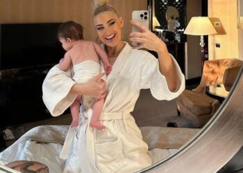 Ιωάννα Τούνη: Ξετρελαμένη με τον γιο της! Ο Νουνίτο βγάζει κραυγούλες και το βίντεο είναι μαγικό!