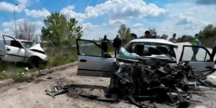 Πολύνεκρο Τροχαίο: ”Πάγωσαν” με τα ονόματα των Νεκρών-Πένθος σε όλη την περιοχή[Φωτογραφίες]