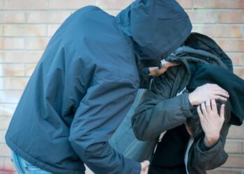 Και 15χρονη μαθήτρια στην ομάδα των ανηλίκων που έδεσαν με σχοινί τον λαιμό του συμμαθητή τους στο ιδιωτικό σχολείο