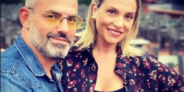 Ελεωνόρα Ζουγανέλη-Νίκος Συρίγος: «Είσαι πιο όμορφη από ποτέ»-Ήταν Παντρεμένη όταν της το πρωτοείπε![video]