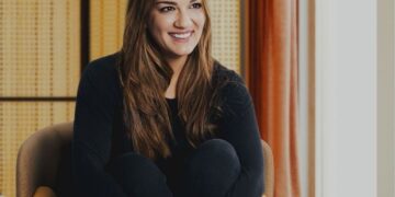 Ελίνα Παπίλα: Όταν γέννησα το τρίτο παιδί, μού έγραφαν μετά από ένα χρόνο πότε γεννάς και «γελούσαν»