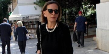 Alldaynews.gr Βρέθηκαν κρυφά, τελικά έγιναν θέαμα: Η επεισοδιακή συνάντηση Μικρούτσικου – Τρέμη σε καφετέρια της Κηφισιάς