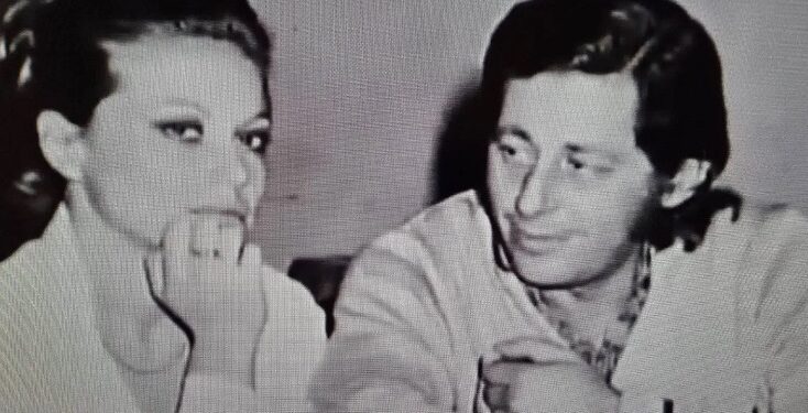 Alldaynews.gr Συντετριμμένη η σύζυγος του Βογιατζή: «Ήμασταν μαζί 50 χρόνια… Ήμασταν ένα- Τα παιδιά τα είχε με την πρώτη του γυναίκα, τα πήρα εγώ»