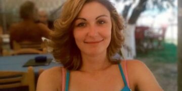 Αυτή είναι η 39χρονη μητέρα που δολoφόvησε ο άντρας της στη Χαλκιδική (φωτο, video)