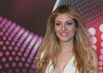 Έγινε ξανθιά και ίσιωσε τα μαλλιά: Πως είναι σήμερα η πανέμορφη νικήτρια του πρώτου Voice, Μαρία Έλενα Κυριάκου