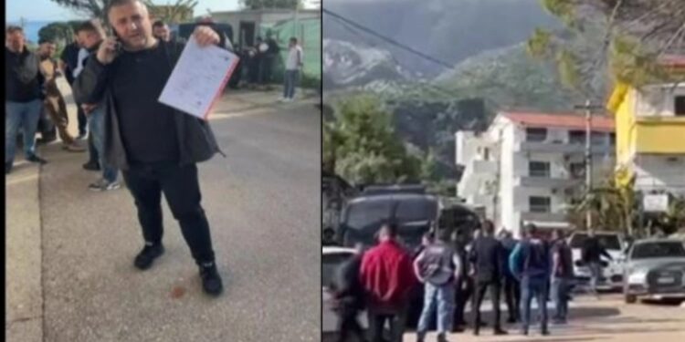 Alldaynews.gr Κλιμακώνεται η ένταση στην Αλβανία: Απειλούν να γκρεμίσουν σπίτι συνεργάτη του Μπελέρη στη Χιμάρα