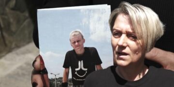 Alldaynews.gr Θρήνος για τον 28χρονο Γιώργο-«Έπαθε μπροστά μου έμφραγμα και τέσσερις ανακοπές», λέει η μητέρα του