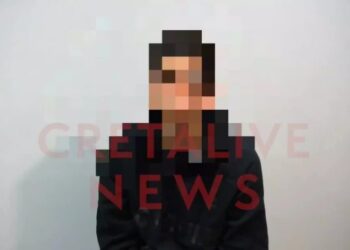 Καταγγελία – Σοκ 17χρονου στην Κρήτη: «Μαμά με βίαζαν κάθε βράδυ σε κελί»