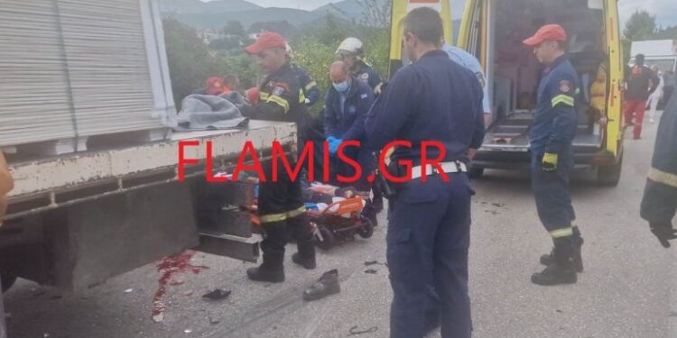 Alldaynews.gr Θανατηφόpo τροχαίο με μηχανή – Καρφώθηκε με τη μηχανή του πάνω σε φορτηγό (φωτο)