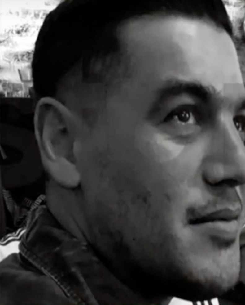 Βγήκε για 1 ποτό, τώρα παλεύει για τη ζωή του: Έκκληση για τον 36χρονο Θάνο, τον ξυλοκόπησαν & τον εγκατέλειψαν στην Ελευσίνα