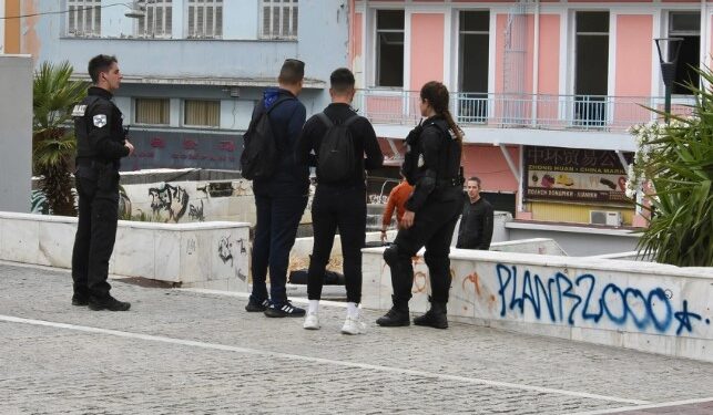 Πριν Λίγο: Θρίλερ στη Βαρβάκειο αγορά-Βρέθηκε νεκρή γυναίκα με σημάδια στο λαιμό[Δείτε Φωτογραφίες]