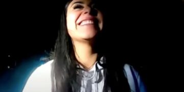 Alldaynews.gr Φρίκη: Αμερικανίδα φοιτήτρια γελάει, τραγουδάει και χορεύει αφού σκότωσε δύο ανθρώπους οδηγώντας μεθυσμένη