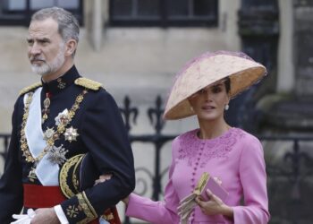 Βασιλιάς Κάρολος: Οι γαλαζοαίματες που έκλεψαν τις εντυπώσεις στην τελετή στέψης