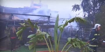 Alldaynews.gr Αρτέμιδα: Καφέ-μπαρ καταστράφηκε ολοσχερώς από πυρκαγιά – «Ανοιχτό» το ενδεχόμενο του εμπρησμού