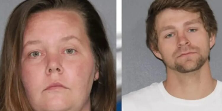 Φρίκη:  Έκαναν τατουάζ στα ανήλικα παιδιά τους και μετά τους αφαίρεσαν το δέρμα