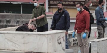 Alldaynews.gr Έγκλημα στη Βαρβάκειο αγορά-Σκότωσαν 50χρονη με 5 μαχαιριές στον λαιμό