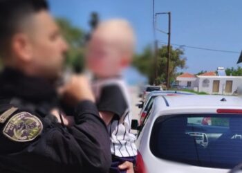 Ζάκυνθος: «Εμείς έτσι κάνουμε στη χώρα μας» είπαν οι Δανοί που άφησαν το ενός έτους παιδί στο αυτοκίνητο