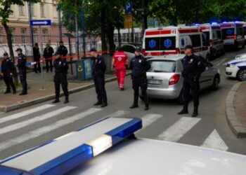 Βελιγράδι: Πυροβολισμοί σε δημοτικό σχολείο απο 13χρονο μαθητή – Ένας νεκρός, πέντε τραυματίες