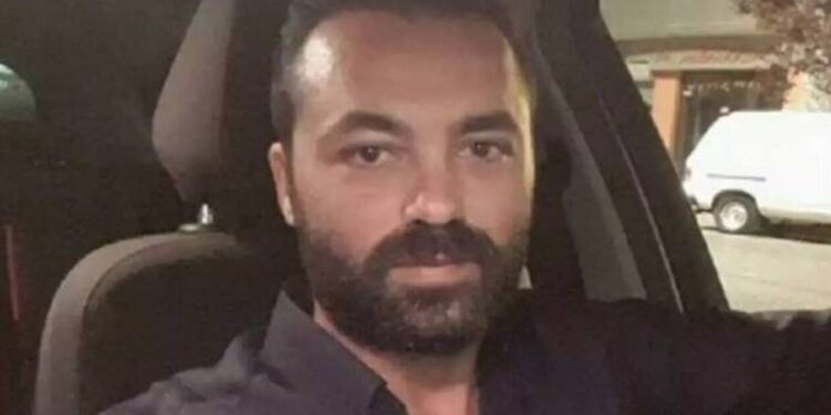 Alldaynews.gr Συγκλόνισε η μητέρα του 37χρονου Γιώργου: “Τα παπούτσια είναι ό,τι απέμεινε από το παιδί μου”!