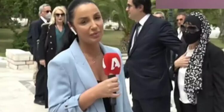 Κατιάνα Μπαλανίκα: Υποβασταζόμενη στην κηδεία του Στηβ Κακέτση (φωτο, video)