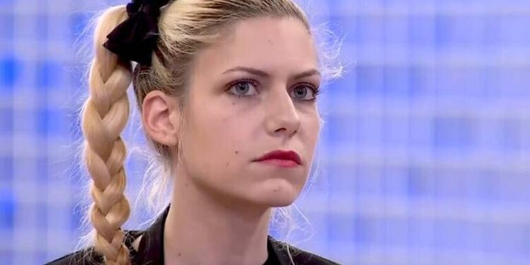 Alldaynews.gr Εγκατέλειψε την Ελλάδα, άλλαξε ζωή: Η νέα εικόνα της Γωγώς Κωστάκη 5 χρόνια μετά το MasterChef (φωτο)