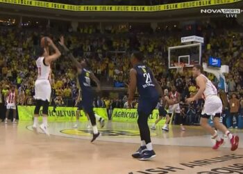 Αν δεν το είδατε ακόμη: Το Απίστευτο buzzer beater του Κώστα Σλούκα στο …0 δευτερόλεπτο που ξέρανε τη Φενέρ (video)