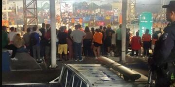 Tραγωδία σε ποδοσφαιρικό αγώνα – Εννέα νεκpoί από ποδοπάτημα σε γήπεδο