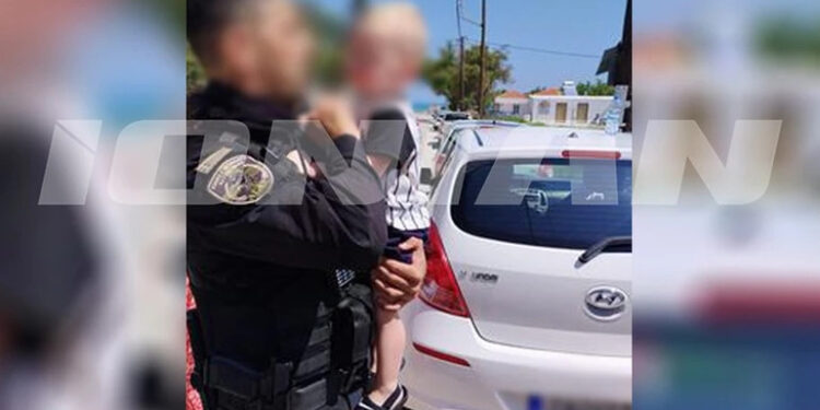 Συνελήφθη το ζευγάρι στη Ζάκυνθο που άφησε το παιδί του στο αυτοκίνητο για να πάει για ψώνια