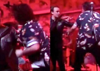 Ξύλο ανάμεσα σε μέλη συγκροτήματος πάνω στη σκηνή: «Θα σε σκοτώσω» (video)