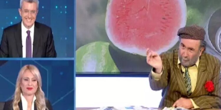 Εκλογές 2023 – Ο Λάκης Λαζόπουλος με ακατάλληλη χειρονομία για τον Κατρούγκαλο: “Πήρε κι ένα εικοσάρι τώρα”