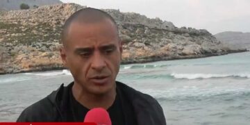 Alldaynews.gr «Τον έβλεπα πάνω στη σανίδα στο νερό, με κεραυνούς γύρω» – Μαρτυρία για τον 26χρονο που σκοτώθηκε στη Ρόδο