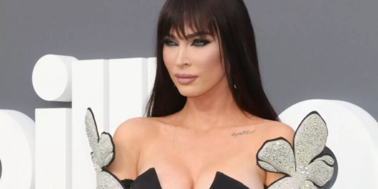 Alldaynews.gr «Δεν αγάπησα ποτέ το σώμα μου – Έχω σωματική δυσμορφία» αποκάλυψε η Μέγκαν Φοξ …κι εμείς κοιταχτήκαμε