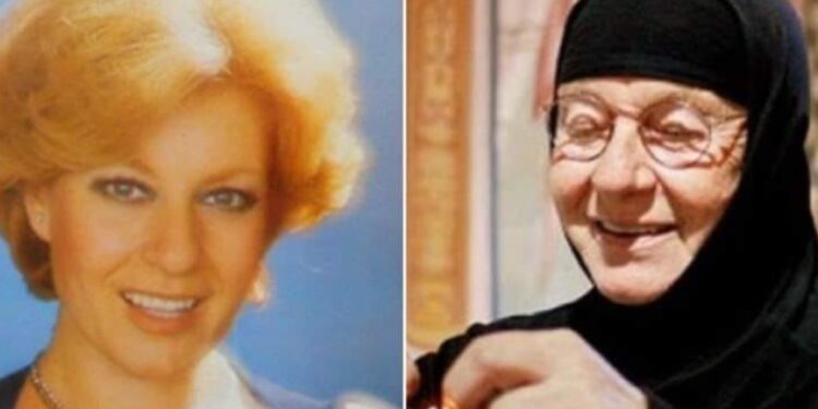 Ηρέμησε η ψυχή της: Βουβός ο πόνος στην κηδεία της Μαίρης Αλεξοπούλου – Κόρη και αδερφή αποχαιρέτησαν τη μοναχή Θεονύμφη[video]