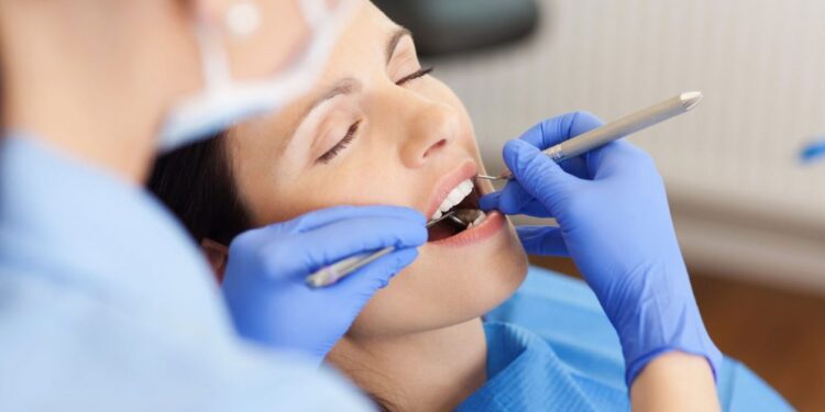 Alldaynews.gr Από τον οδοντίατρο βρέθηκε στην εντατική: Αγωνία για τη Βαλάντη, όλοι προσεύχονται για την αγαπητή νηπιαγωγό