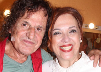 «Υποχωρώ πάντα εγώ όταν μαλώνουμε»: Ο Παπακωνσταντίνου εξηγεί το μυστικό για τα 30 χρόνια γάμου με την Ράντου